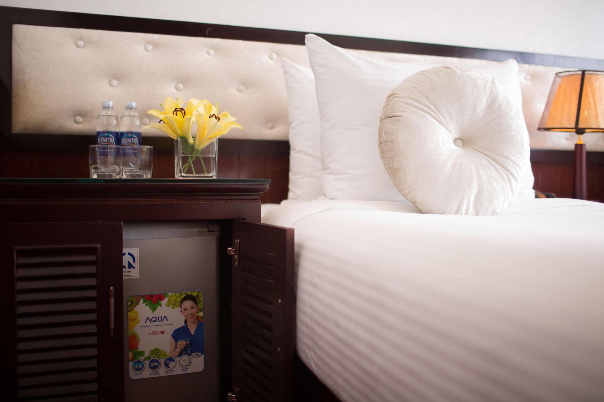 Hotel Halong Sapphire Cruises Ha Long Exterior foto