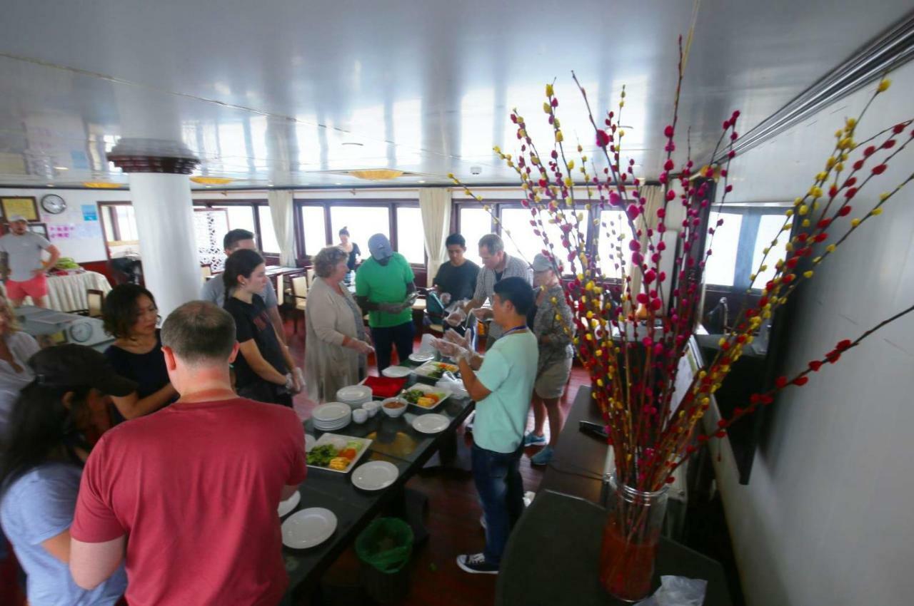 Hotel Halong Sapphire Cruises Ha Long Exterior foto